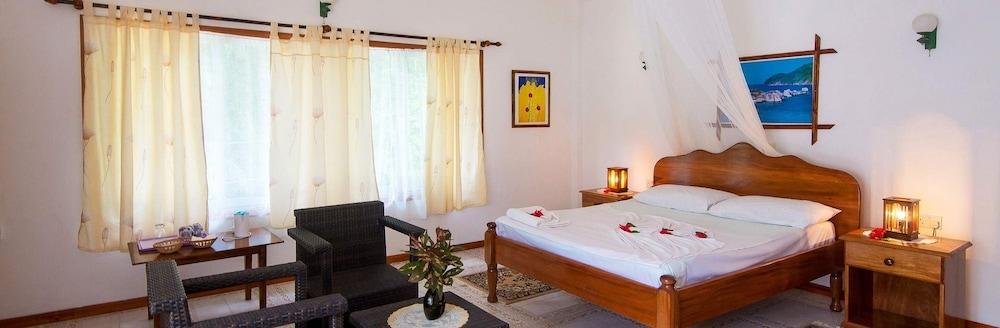 Zerof Guest House La Digue Exterior photo