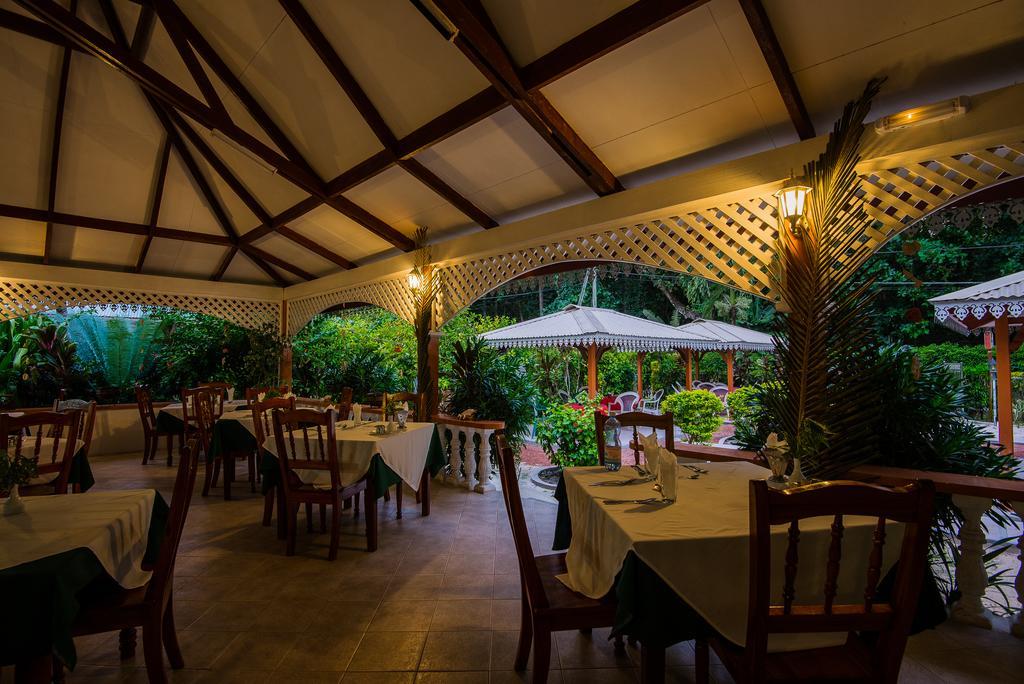Zerof Guest House La Digue Exterior photo