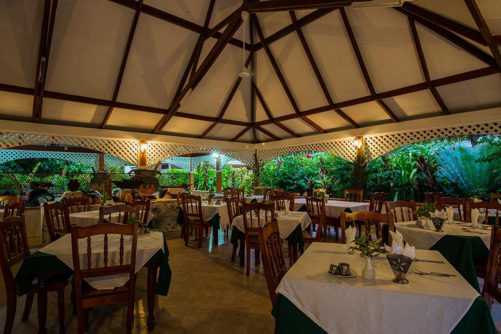 Zerof Guest House La Digue Exterior photo